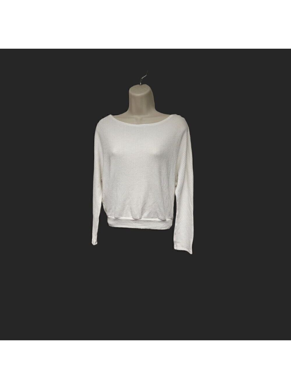 Active USA Ivory Long Sleeve Sweater Size Small